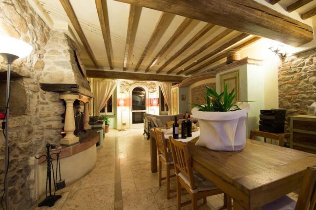 Dacia Bed & Breakfast Guiglia